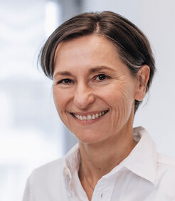 Portrait von Elisabeth Nachtnebel, Logopädin der Praxis Meine Logopädin